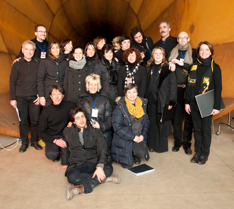 2012. Garon. Foto di gruppo con il compositore ed il Coro.