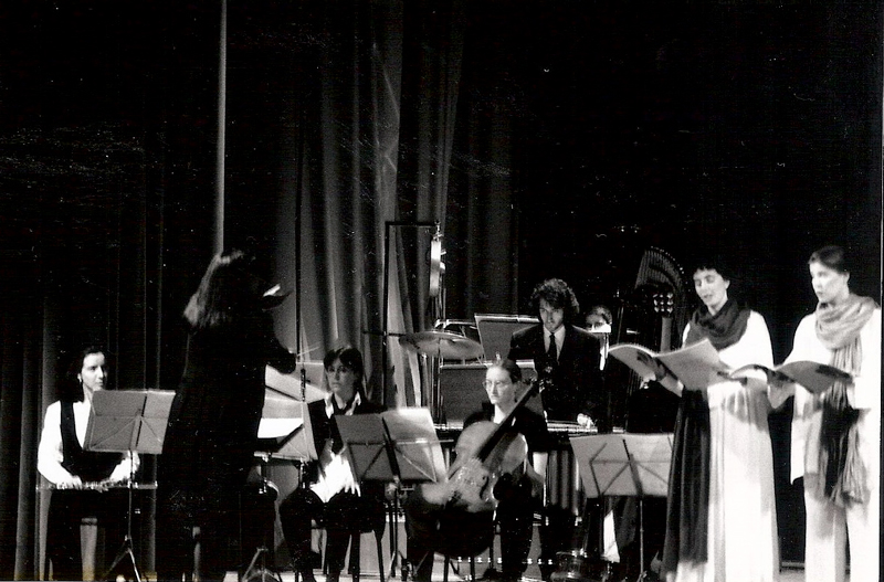 1995. “Cantico dei Cantici” di I. Danieli, Milano. Momenti dell'esecuzione.